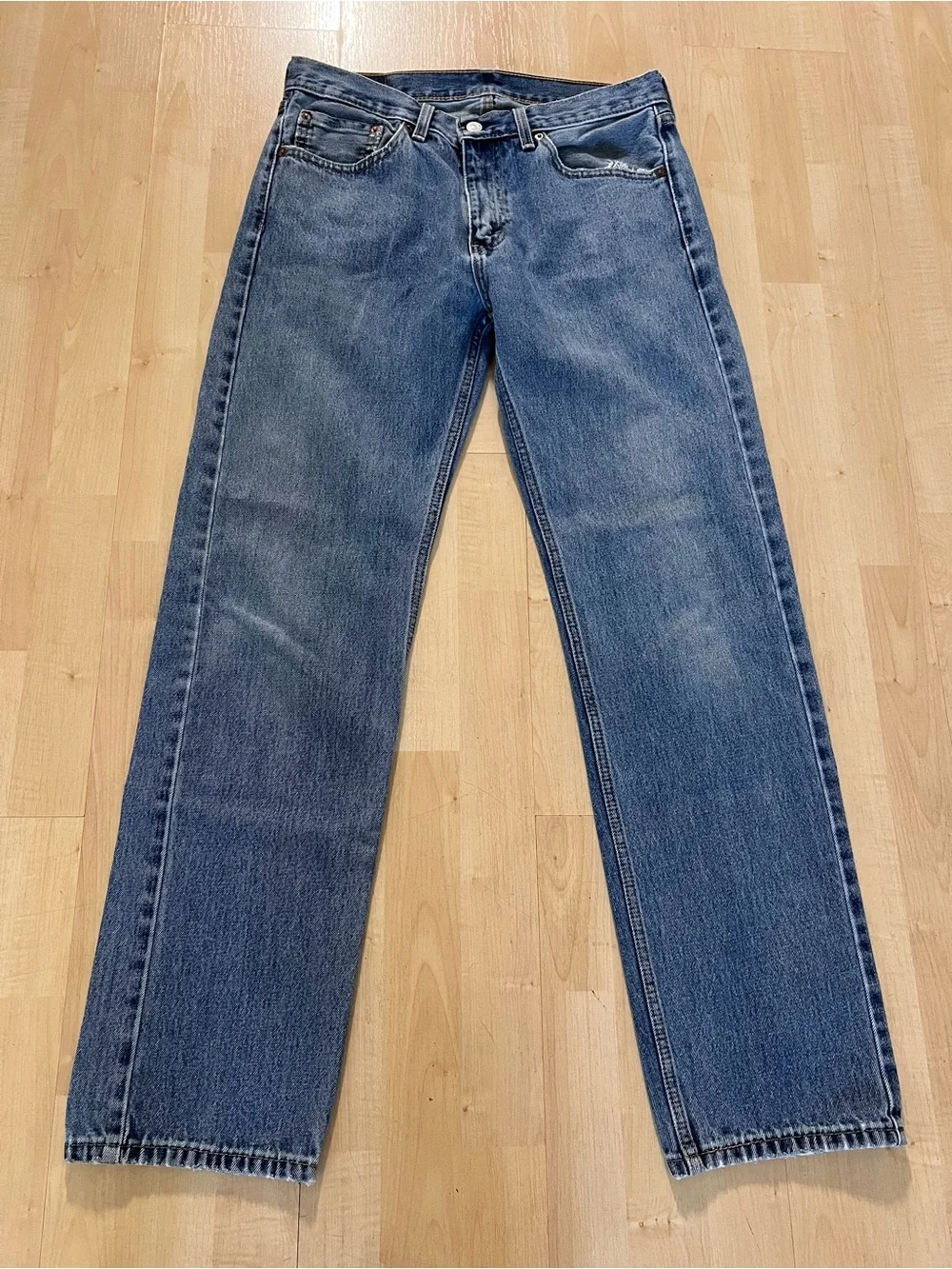 Levis classic straight